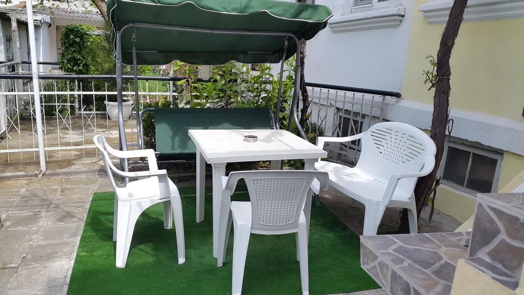Hostel Rayska Yabalka Варна Экстерьер фото