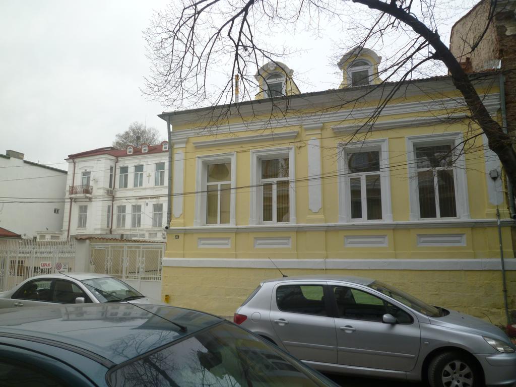 Hostel Rayska Yabalka Варна Экстерьер фото